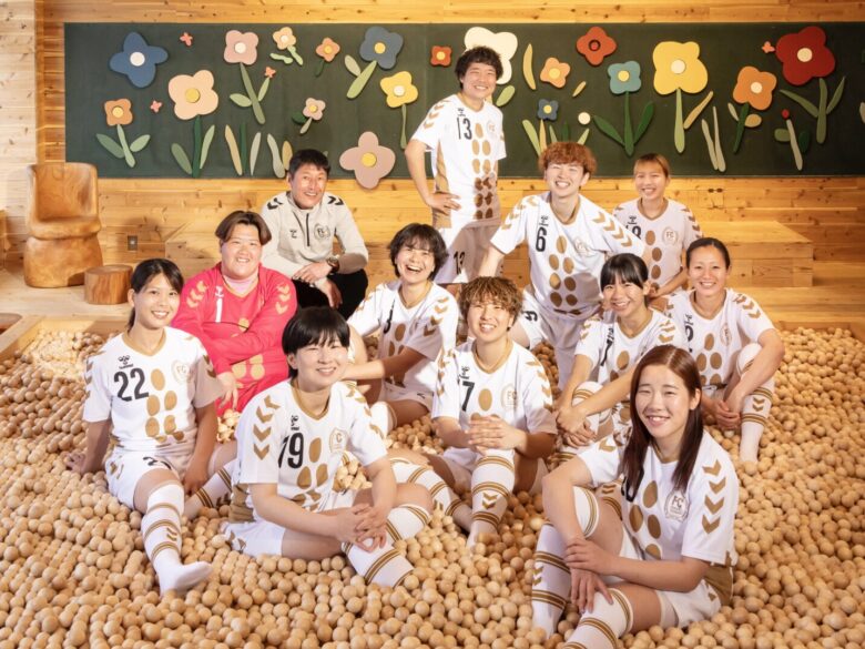 アート×サッカー×農業を体現する、唯一無二のサッカーチーム。FC越後妻有が地元住民と目指す、新たなスポーツの形