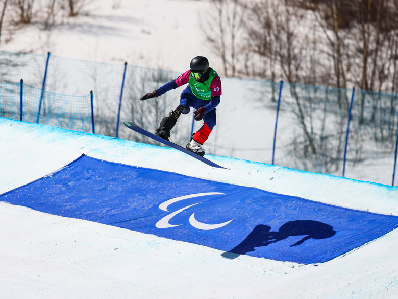 【オリ×パラ競技徹底比較！】メダルが期待されるスノーボード、種目や強豪国の違いは？