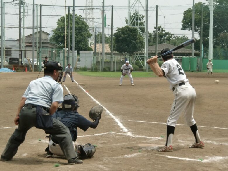 常識破りの“左利きだけの野球大会”「花形ポジションで、初めて主役になれた」逆回りに走って見えた新たな景色